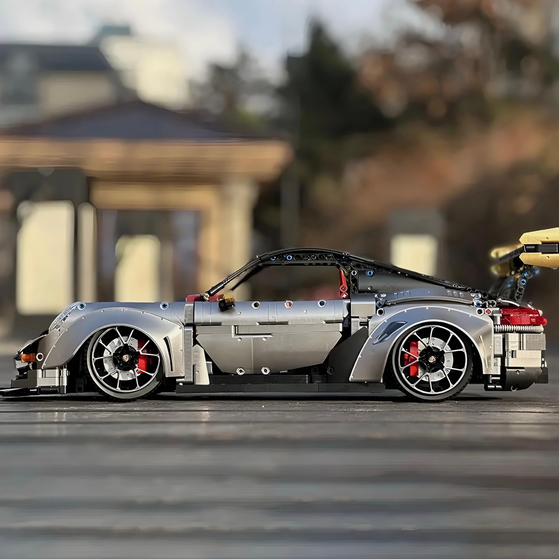 REMOTE CONTROLLED GT2 RS