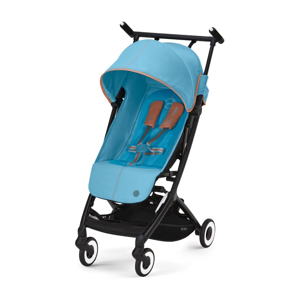 Ultra lightweight travel stroller