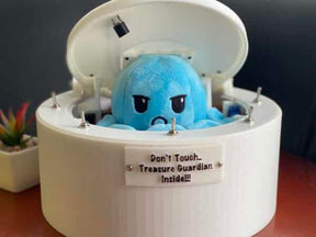 DON’T TOUCH!!! OCTOPUS TREASURE GUARDIAN INSIDE!!!