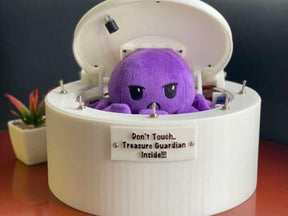 DON’T TOUCH!!! OCTOPUS TREASURE GUARDIAN INSIDE!!!