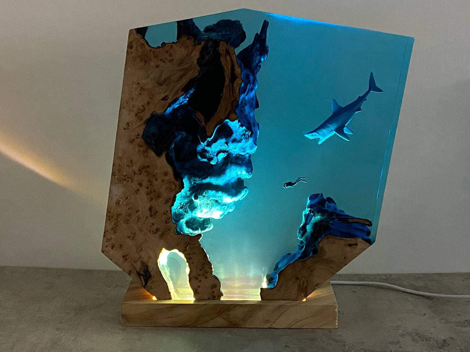 Sharks, divers, wood sculptures, epoxy resin lamp （ Best Gift 🎁 ）