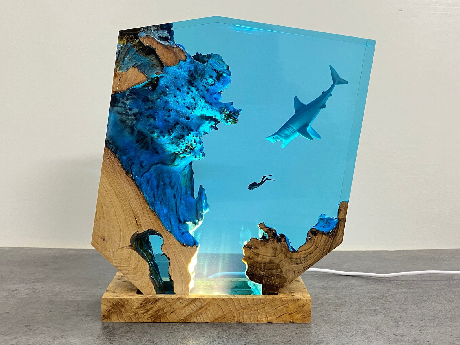 Sharks, divers, wood sculptures, epoxy resin lamp （ Best Gift 🎁 ）